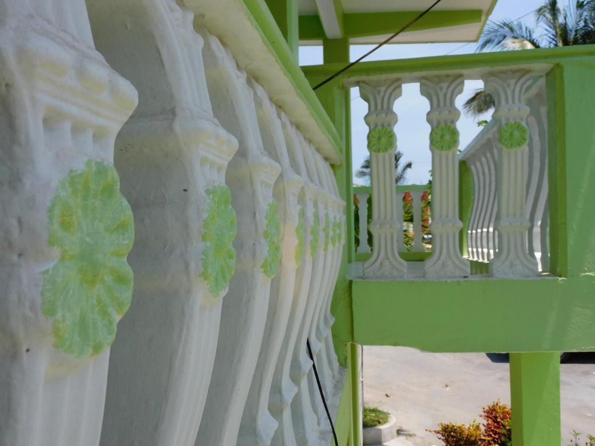 Casa de Huéspedes Yoli By Rotamundos Playa Chachalacas Exterior foto