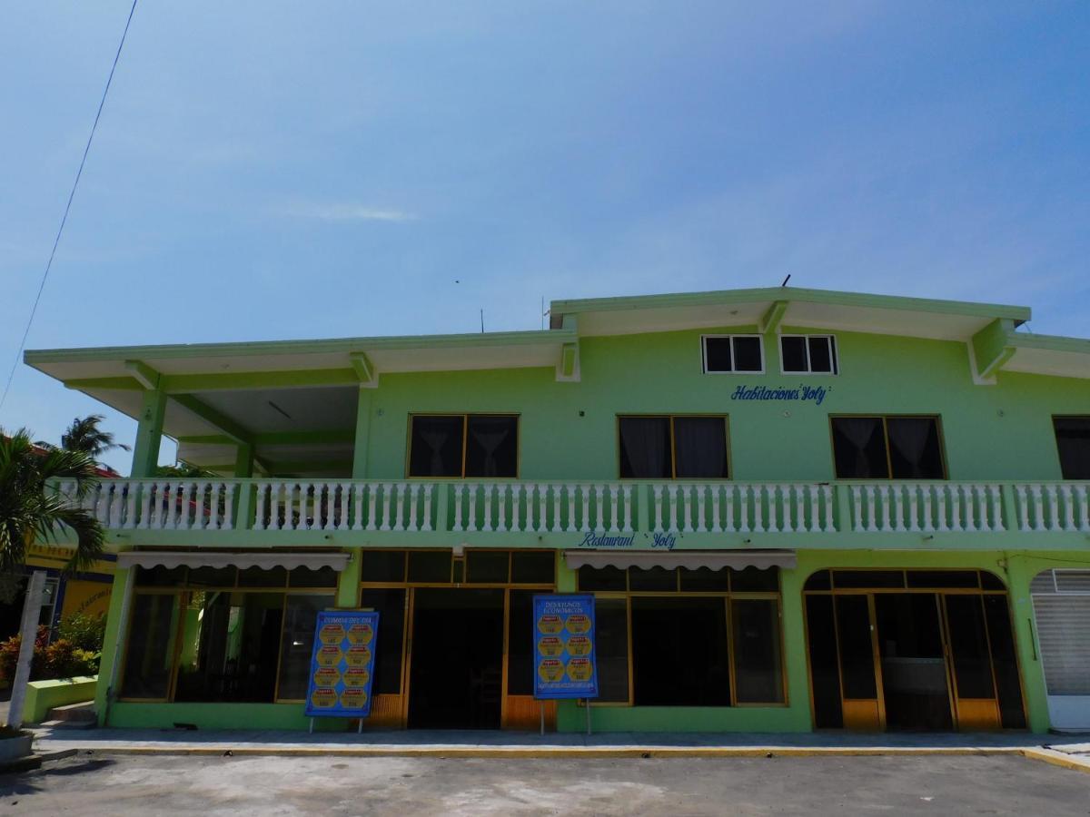 Casa de Huéspedes Yoli By Rotamundos Playa Chachalacas Exterior foto